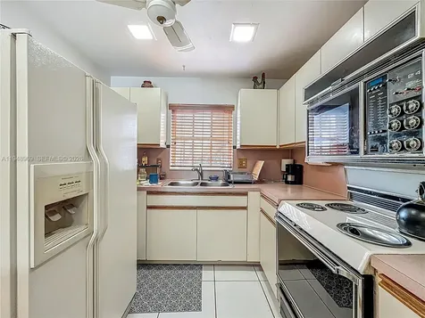 2205 NE 123rd Street North Miami FL 33181