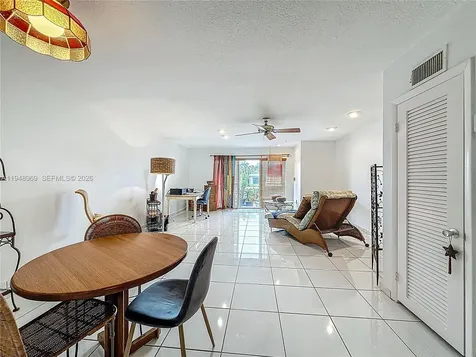 2205 NE 123rd Street North Miami FL 33181