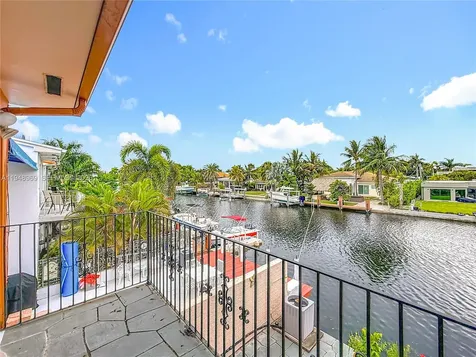 2205 NE 123rd Street North Miami FL 33181