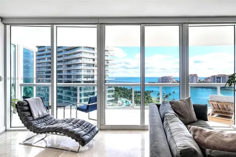 1000 S Pointe Drive Miami Beach FL 33139