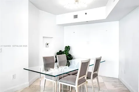 1000 S Pointe Drive Miami Beach FL 33139