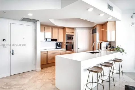 1000 S Pointe Drive Miami Beach FL 33139