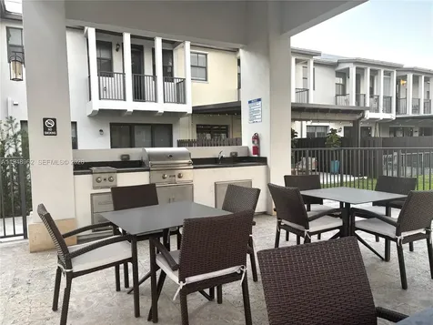 10429 NW 61st Lane Doral FL 33178