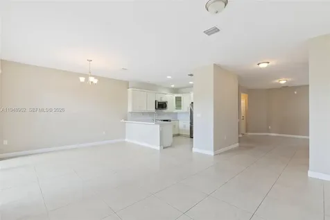 10429 NW 61st Lane Doral FL 33178