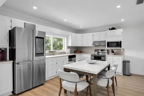 187 Plantation Avenue Plantation Key FL 33070