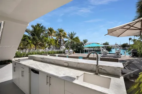 187 Plantation Avenue Plantation Key FL 33070