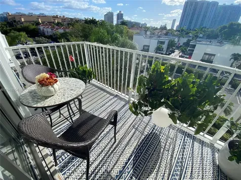 2851 NE 183rd Street Aventura FL 33160