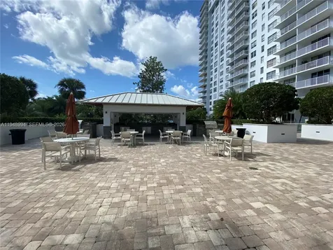 2851 NE 183rd Street Aventura FL 33160