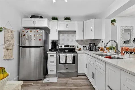 8150 W Mcnab Road Tamarac FL 33321