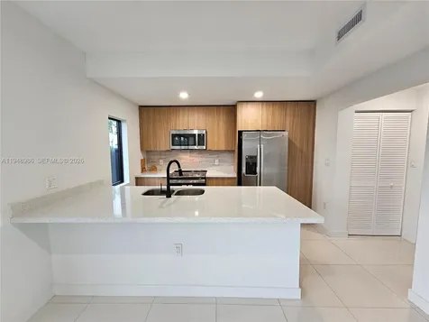 215 NW 13th Place Florida City FL 33034