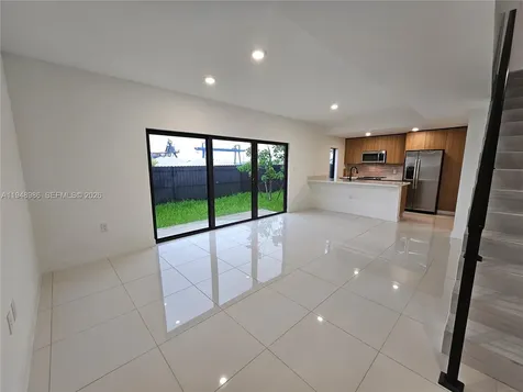 215 NW 13th Place Florida City FL 33034