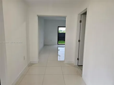215 NW 13th Place Florida City FL 33034