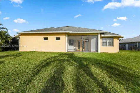 315 SE Fisk Road Port St. Lucie FL 34984