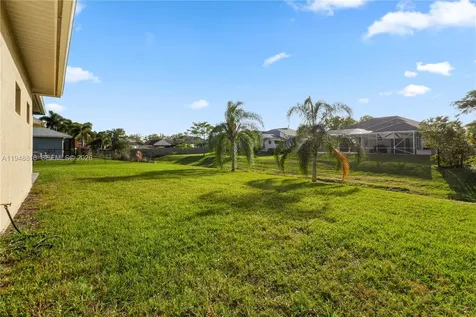 315 SE Fisk Road Port St. Lucie FL 34984