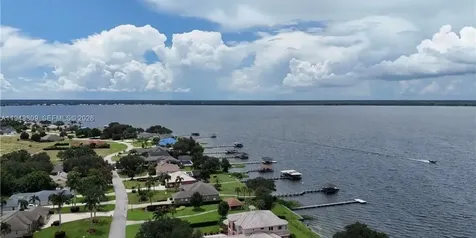 591 Sunset Pointe Drive Lake Placid FL 33852