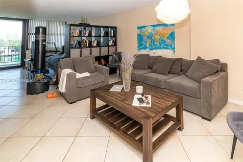 10101 E Bay Harbor Drive Bay Harbor Islands FL 33154