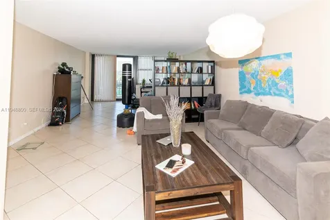 10101 E Bay Harbor Drive Bay Harbor Islands FL 33154
