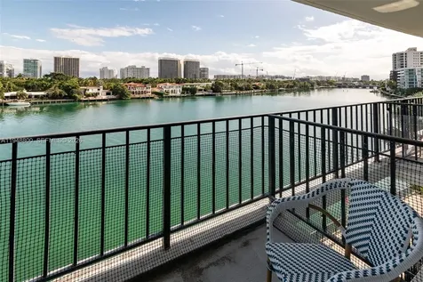 10101 E Bay Harbor Drive Bay Harbor Islands FL 33154