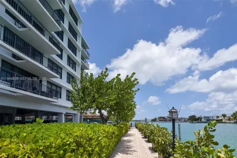 10101 E Bay Harbor Drive Bay Harbor Islands FL 33154