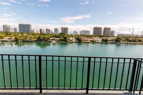 10101 E Bay Harbor Drive Bay Harbor Islands FL 33154
