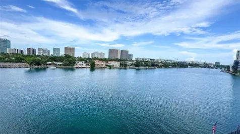 10101 E Bay Harbor Drive Bay Harbor Islands FL 33154