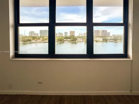 10101 E Bay Harbor Drive Bay Harbor Islands FL 33154