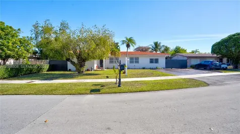 6815 SW 134th Court Miami FL 33183