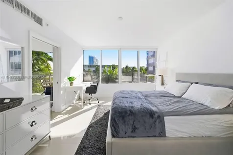 2155 Washington Court Miami Beach FL 33139
