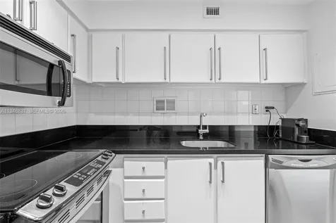 1000 West Avenue Miami Beach FL 33139