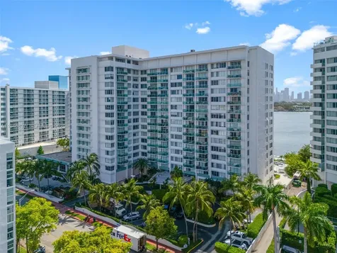 1000 West Avenue Miami Beach FL 33139