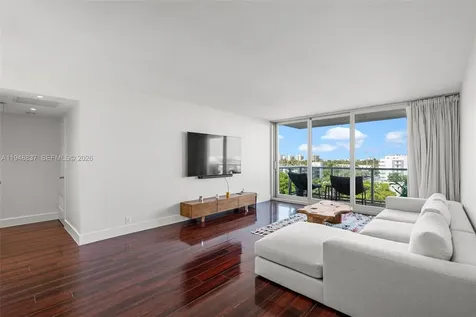 1000 West Avenue Miami Beach FL 33139