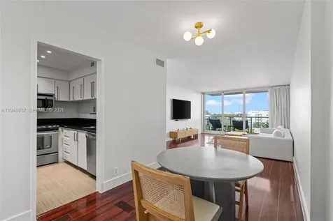 1000 West Avenue Miami Beach FL 33139