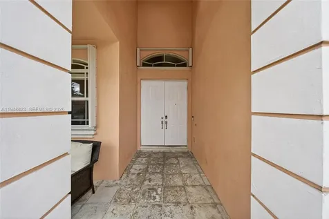 13921 SW 152nd Terrace Miami FL 33177