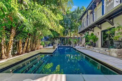 1680 Onaway Drive Coconut Grove FL 33133