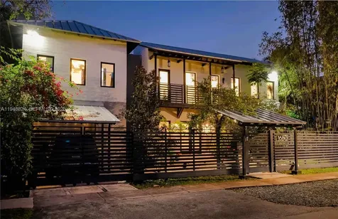 1680 Onaway Drive Coconut Grove FL 33133