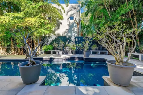 1680 Onaway Drive Coconut Grove FL 33133