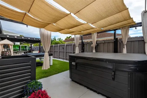 22173 SW 98th Court Cutler Bay FL 33190