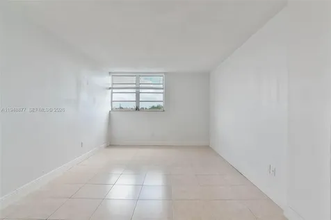 8895 Fontainebleau Boulevard Miami FL 33172