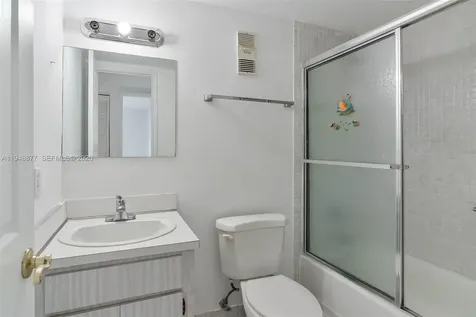 8895 Fontainebleau Boulevard Miami FL 33172