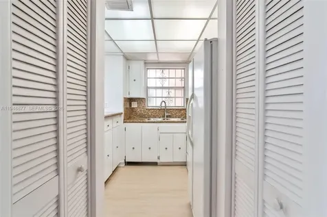 8895 Fontainebleau Boulevard Miami FL 33172