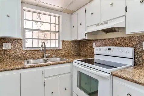 8895 Fontainebleau Boulevard Miami FL 33172