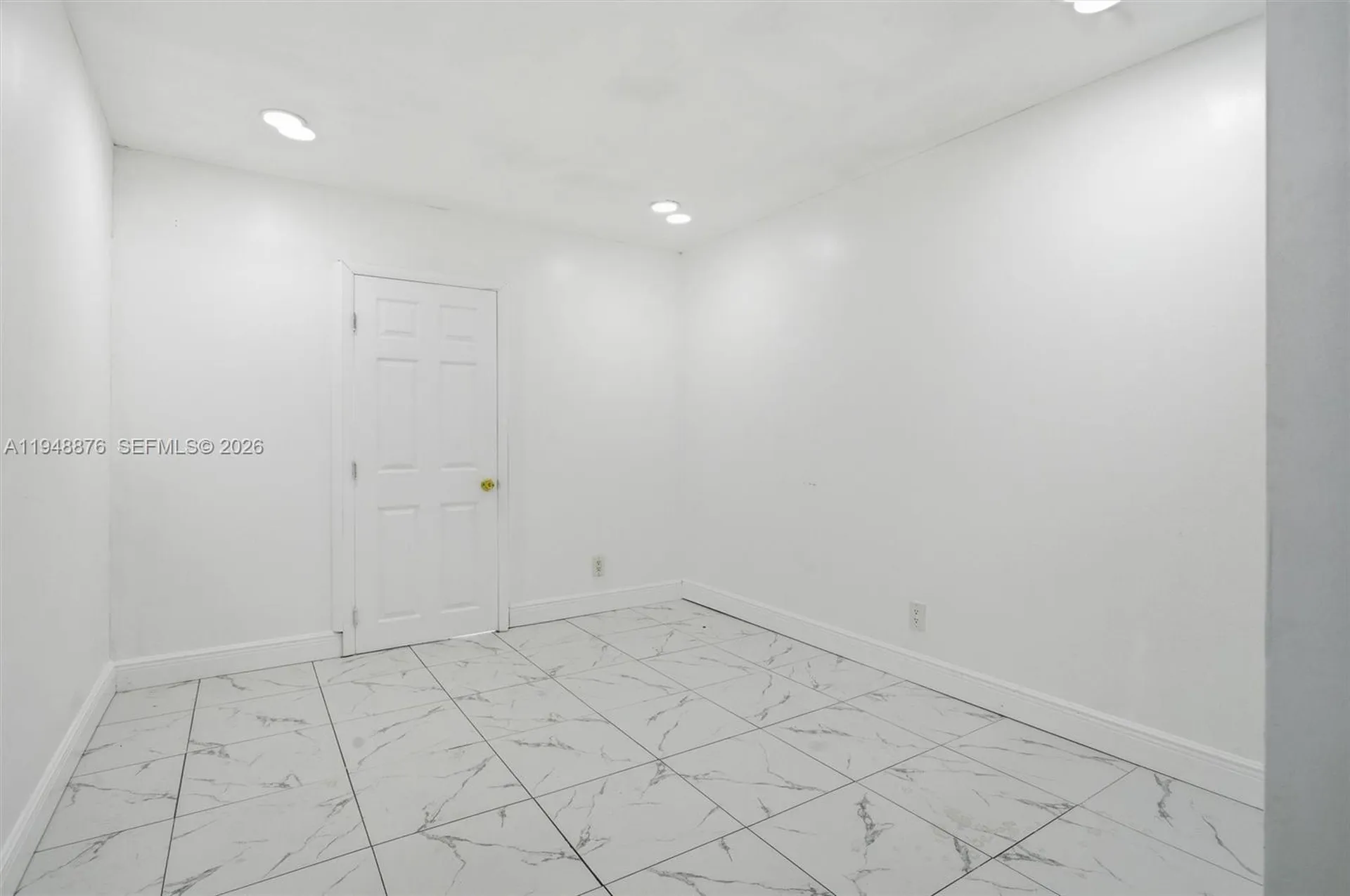 2280 SW 43rd Avenue Fort Lauderdale FL 33317