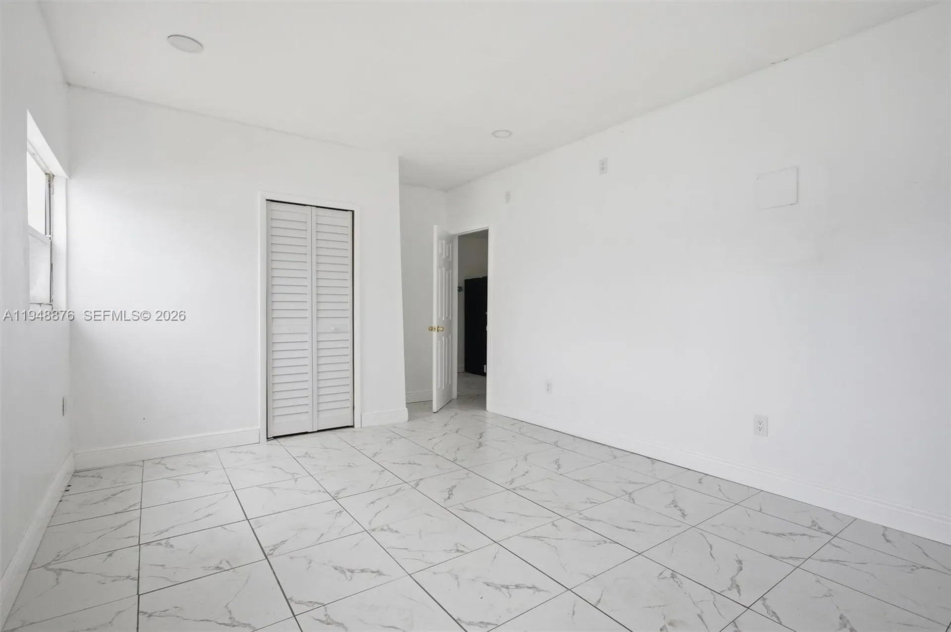 2280 SW 43rd Avenue Fort Lauderdale FL 33317