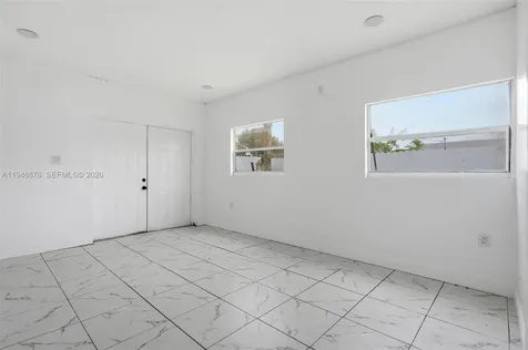 2280 SW 43rd Avenue Fort Lauderdale FL 33317