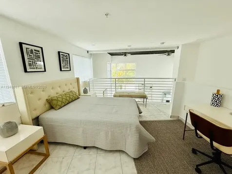 7700 Collins Avenue Miami Beach FL 33141
