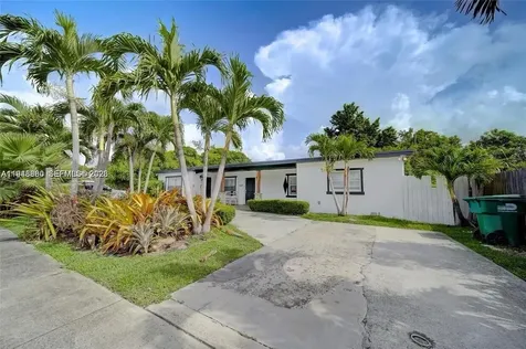 10215 SW 171st Street Miami FL 33157