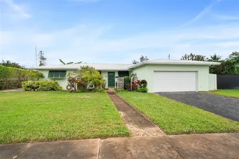8525 SW 100th Avenue Miami FL 33173