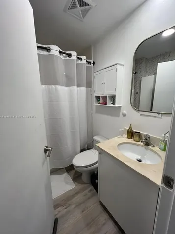 60 SW 13th Street Miami FL 33130