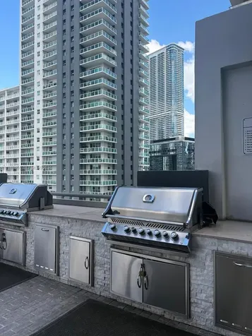 60 SW 13th Street Miami FL 33130