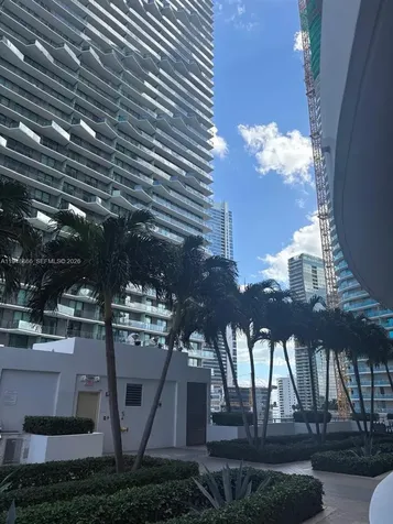 60 SW 13th Street Miami FL 33130